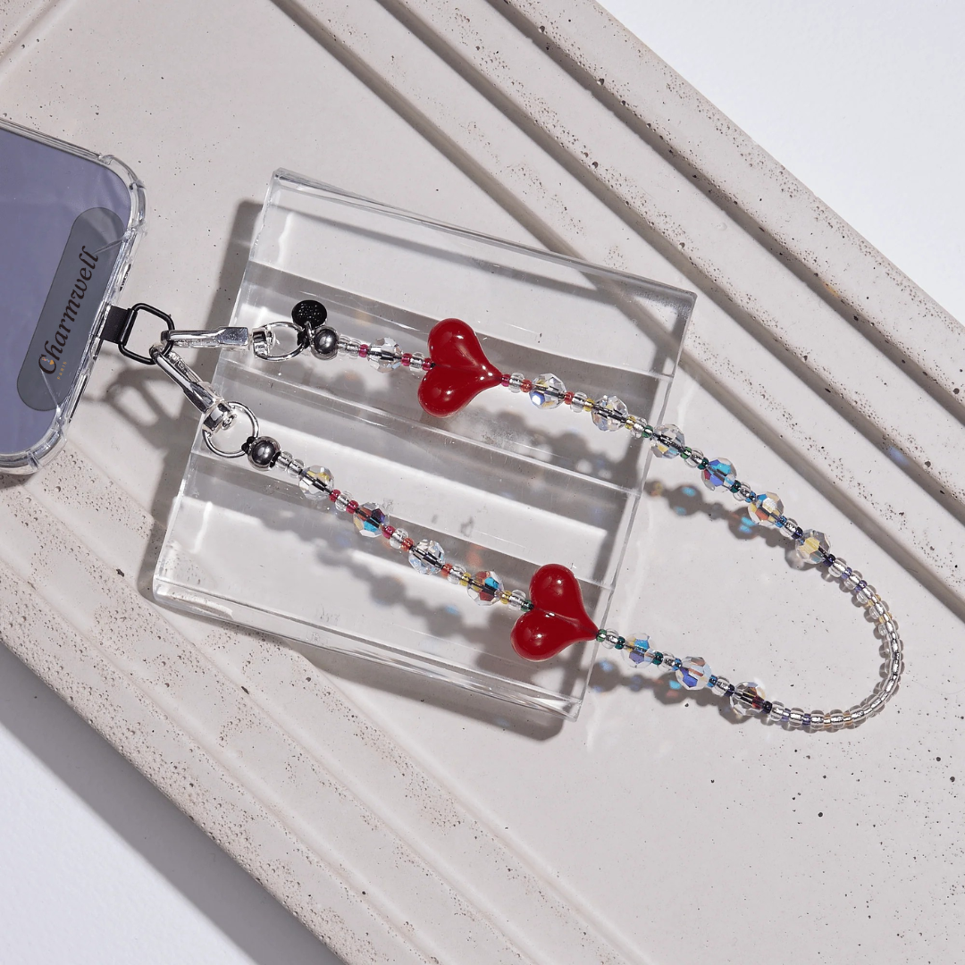 CHARMWELL — Ruby Heart — Phone Chain